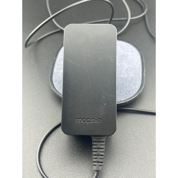 Mophie Wireless Charging Pad Black Gray Fabric Qi Charger with Adapter - Picture 3 of 4